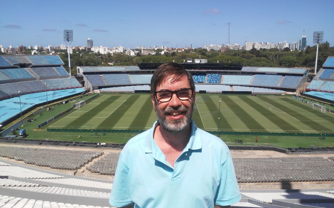 EMOÇÃO NA VISITA A UM TEMPLO DO FUTEBOL