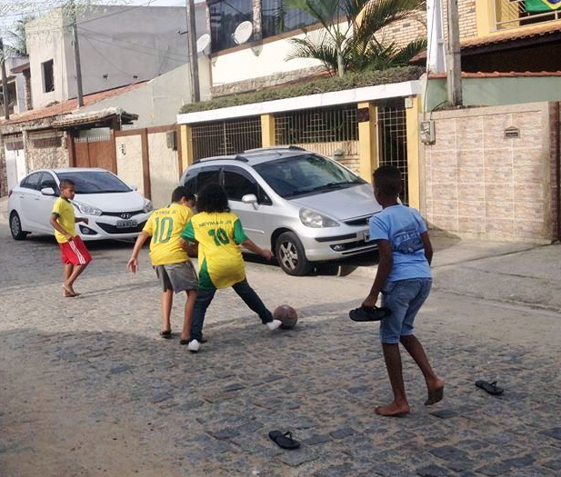 MESQUITINHA, NOSSO TIME DE RUA DE PARALELEPÍPEDOS