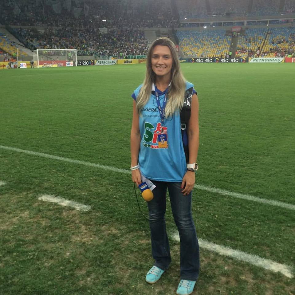 Ana Thaís Matos se torna primeira mulher a comentar jogo do Brasil