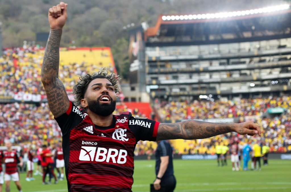 GABIGOL É CAMISA 10!