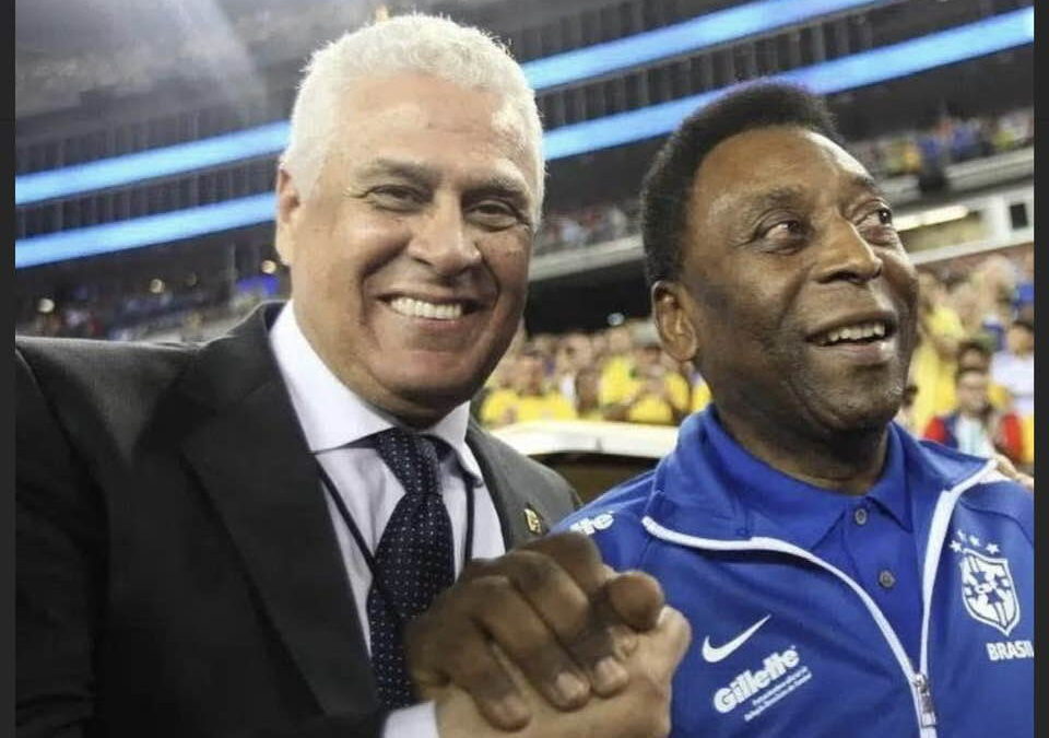 DINAMITE, PELÉ E OS ARCANJOS